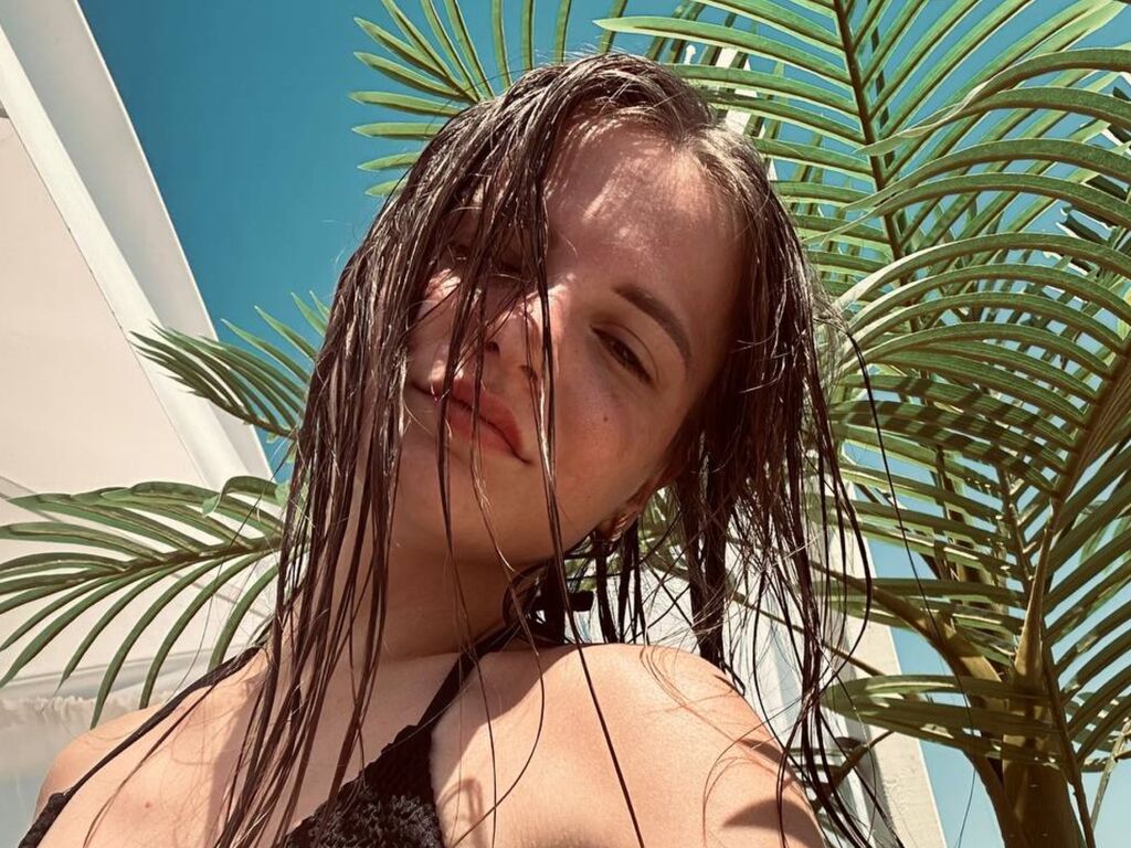 AlenaMaione Nude