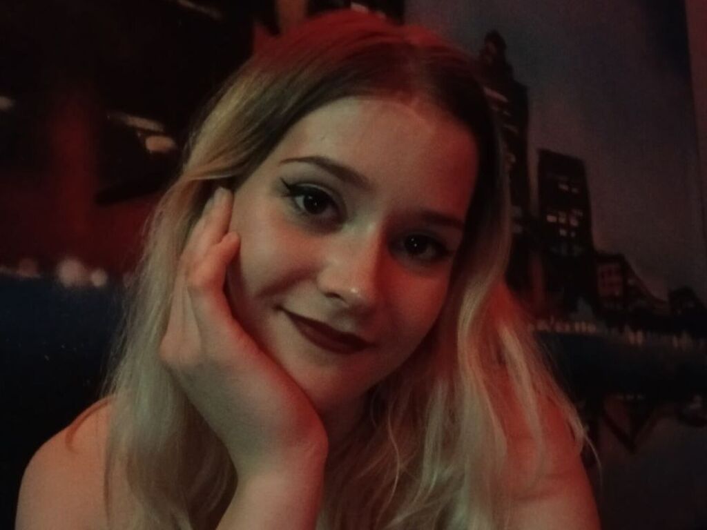 AlisLinn Nude