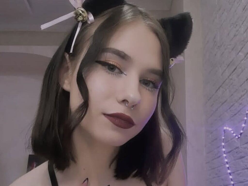Unlimited Sex Cam ArleenIzzy - Hardcore Porn