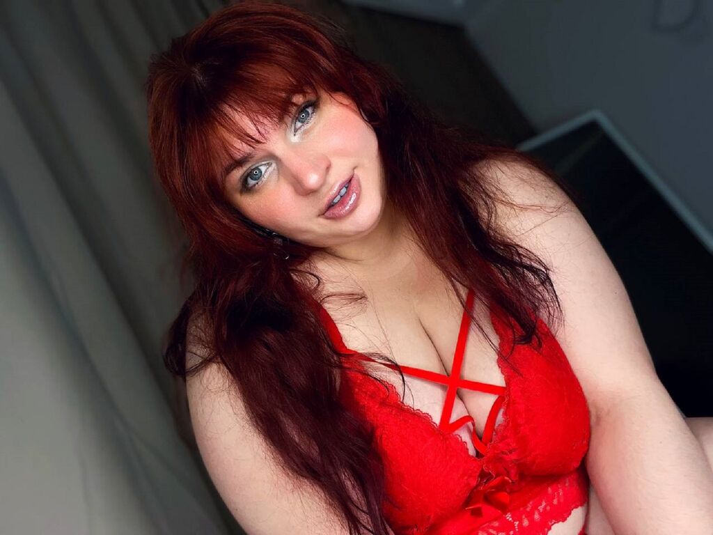 BelladonnaRed Nude