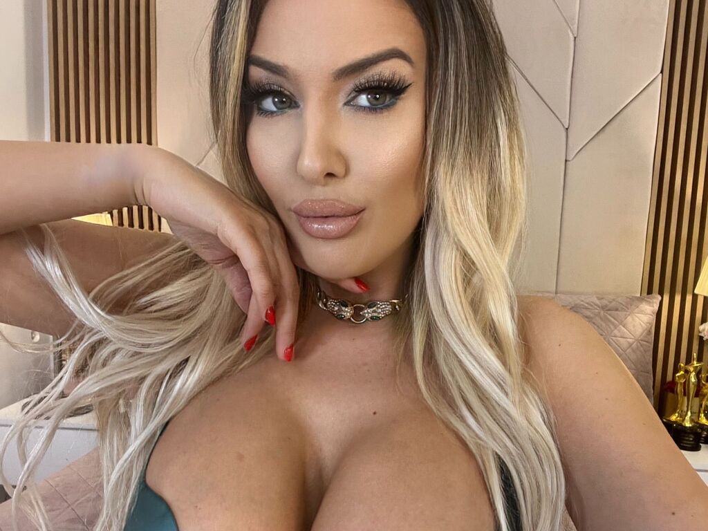 BlancheSummer Nude