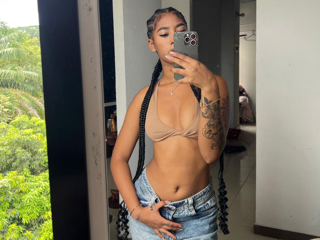 CarolineCartson Nude