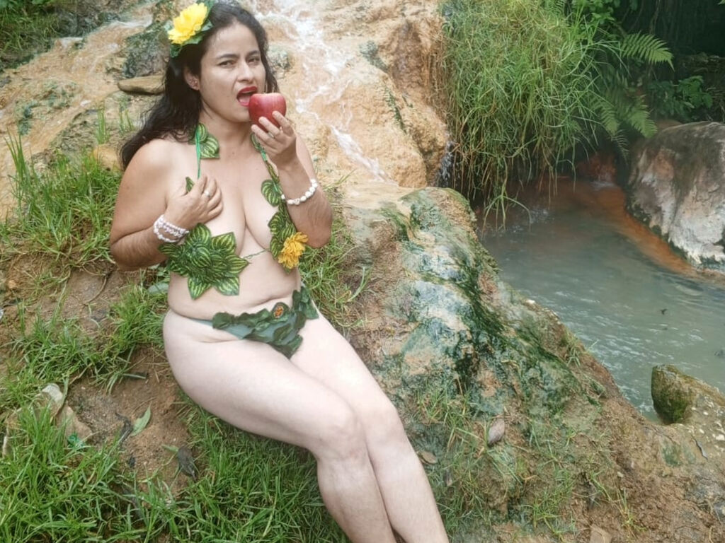 CrystallZane Nude