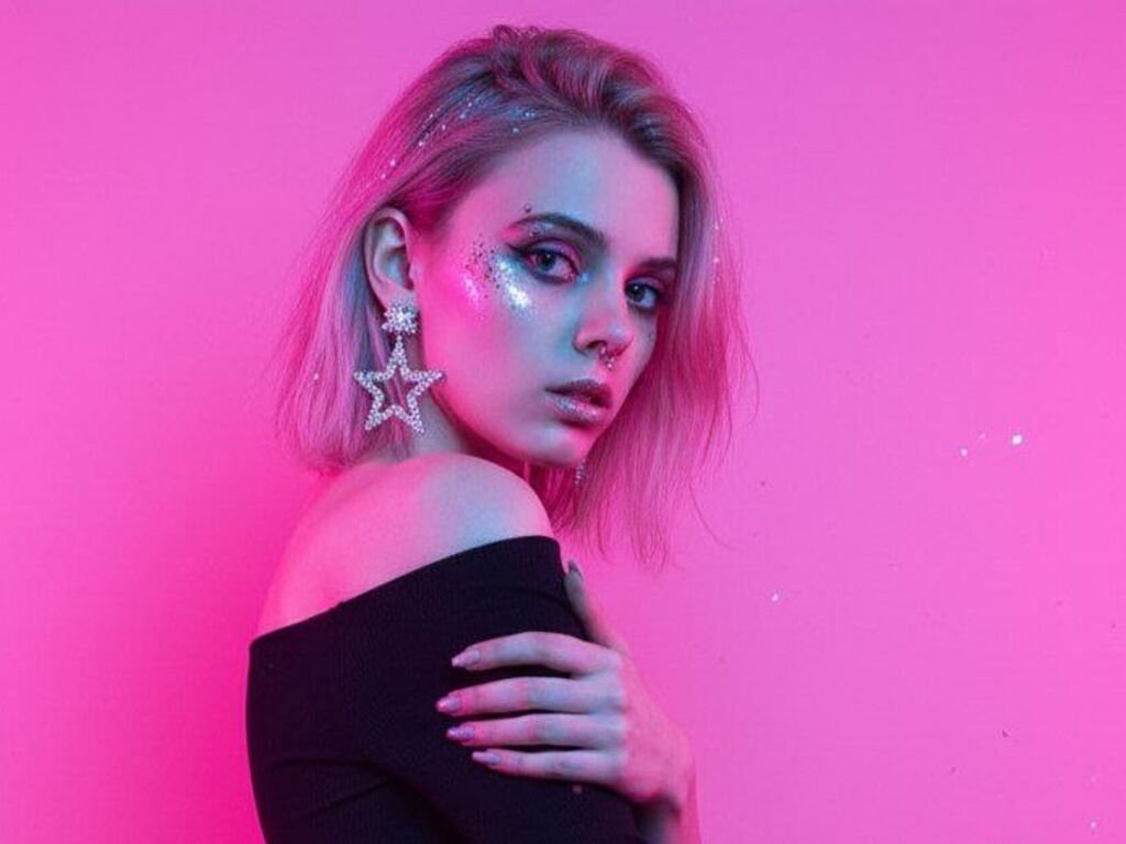 DaiseyNovotny Nude