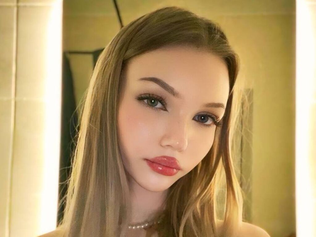 DiannaLoiseau Nude