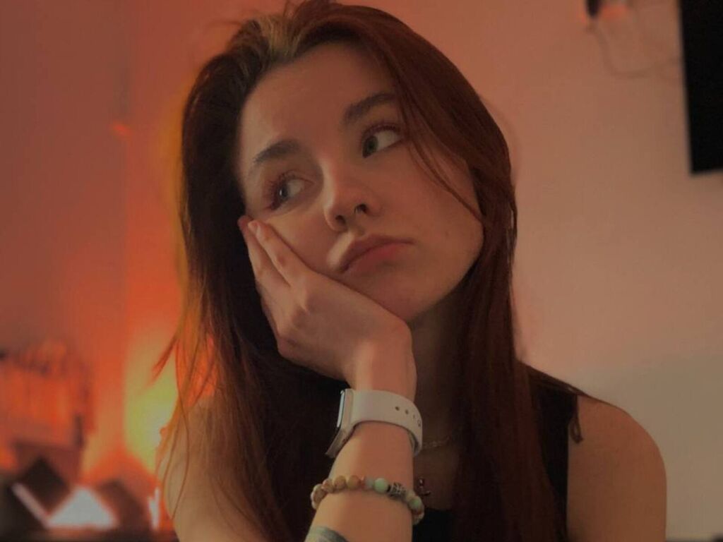 DivinaGazza Nude