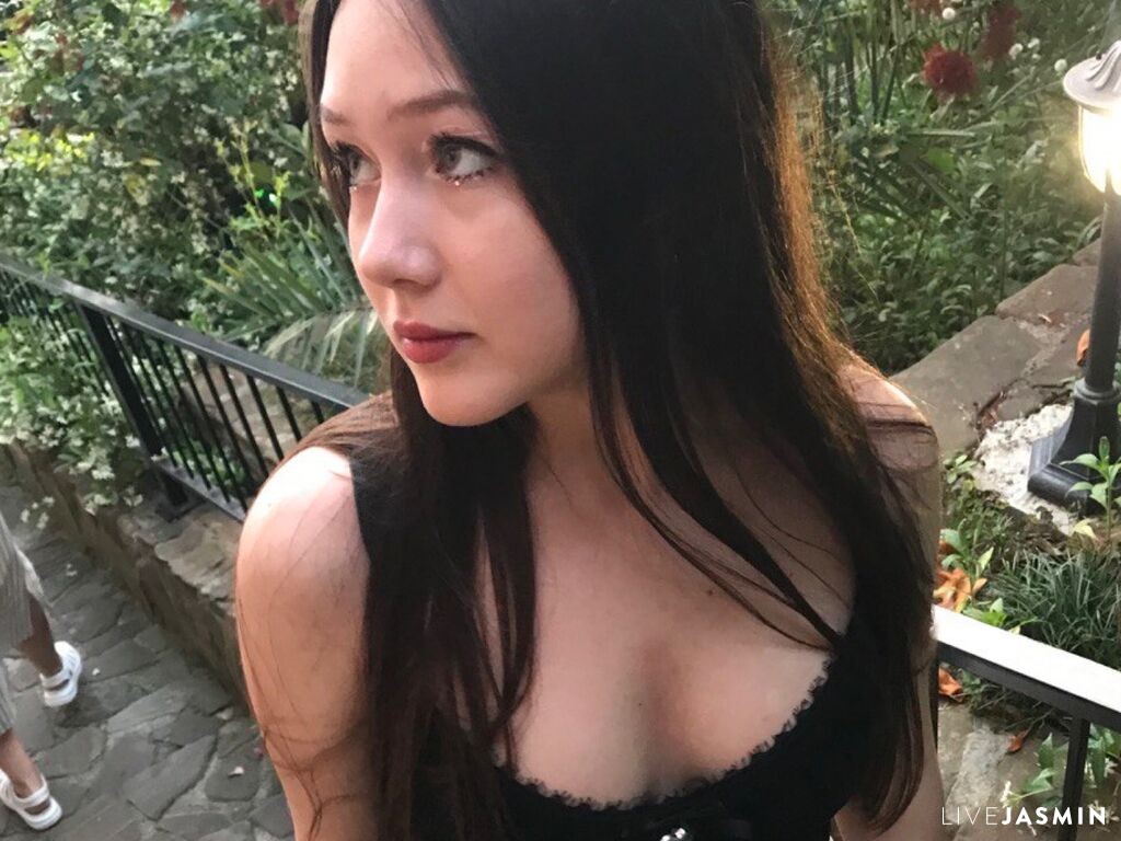 GiannaSky Nude