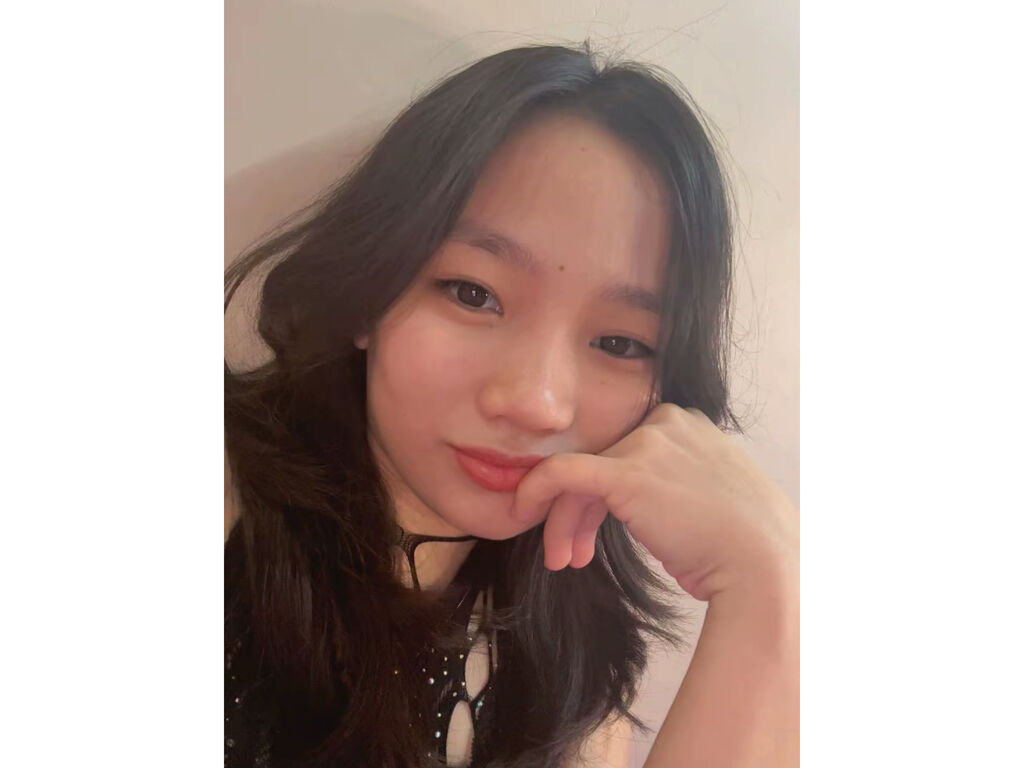 JoyPetite Nude