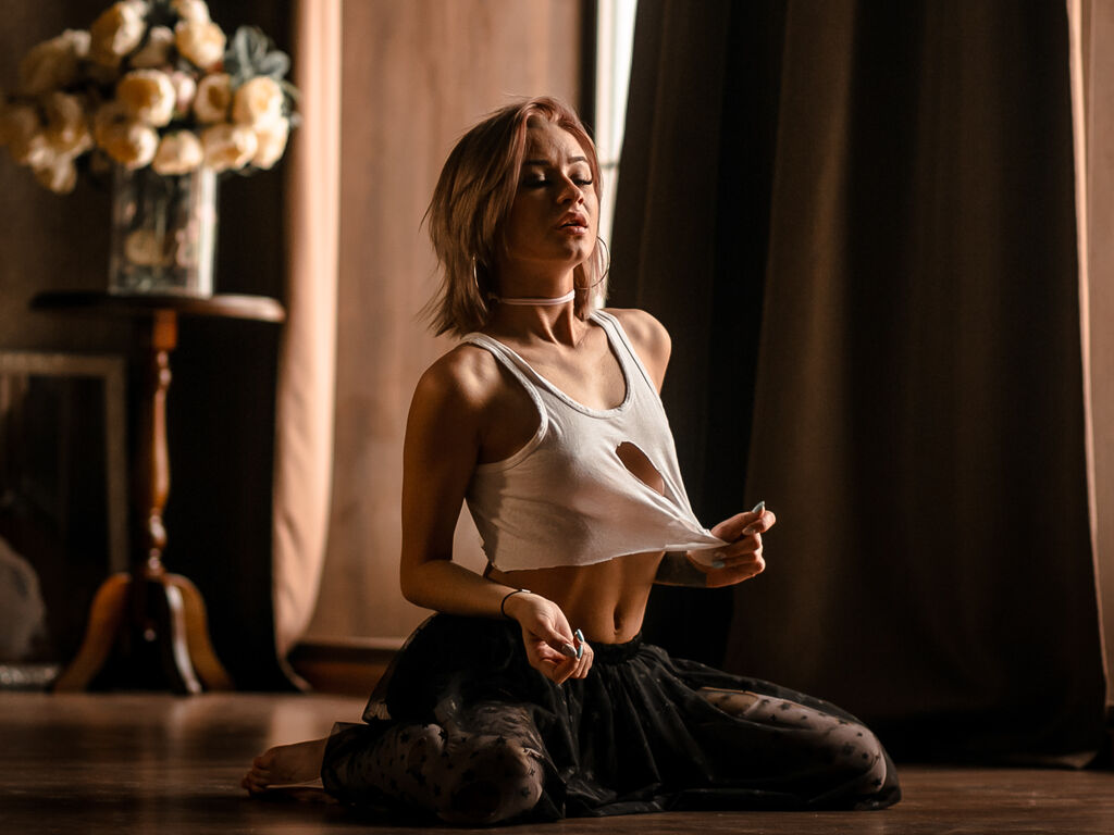 LeilaReal Nude