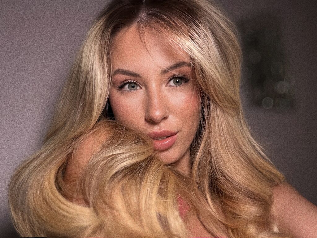 LeylaBlanc Nude