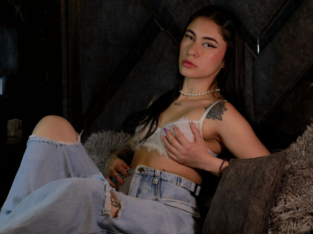 LiaPoison Nude