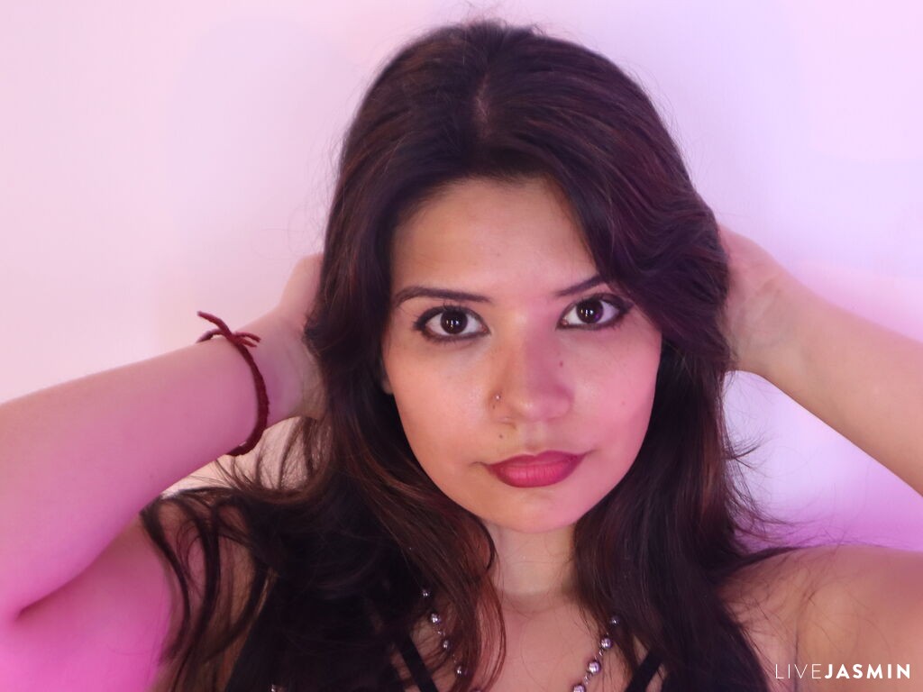 Live Sex Cam LinndaFlorez - Uncensored XXX