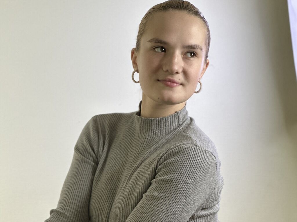 LorrianePytko Nude