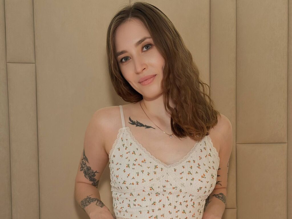 LunaFinn Nude