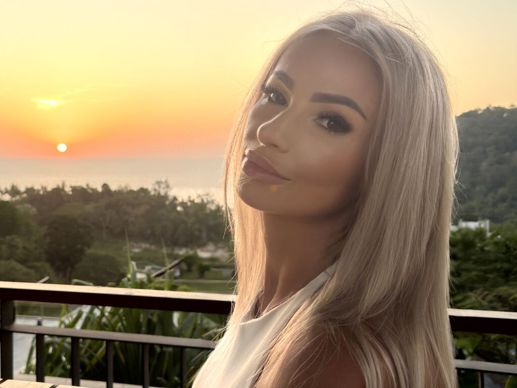 MarillynMoon Nude