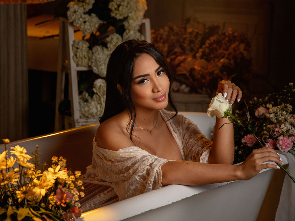 Melina Nude