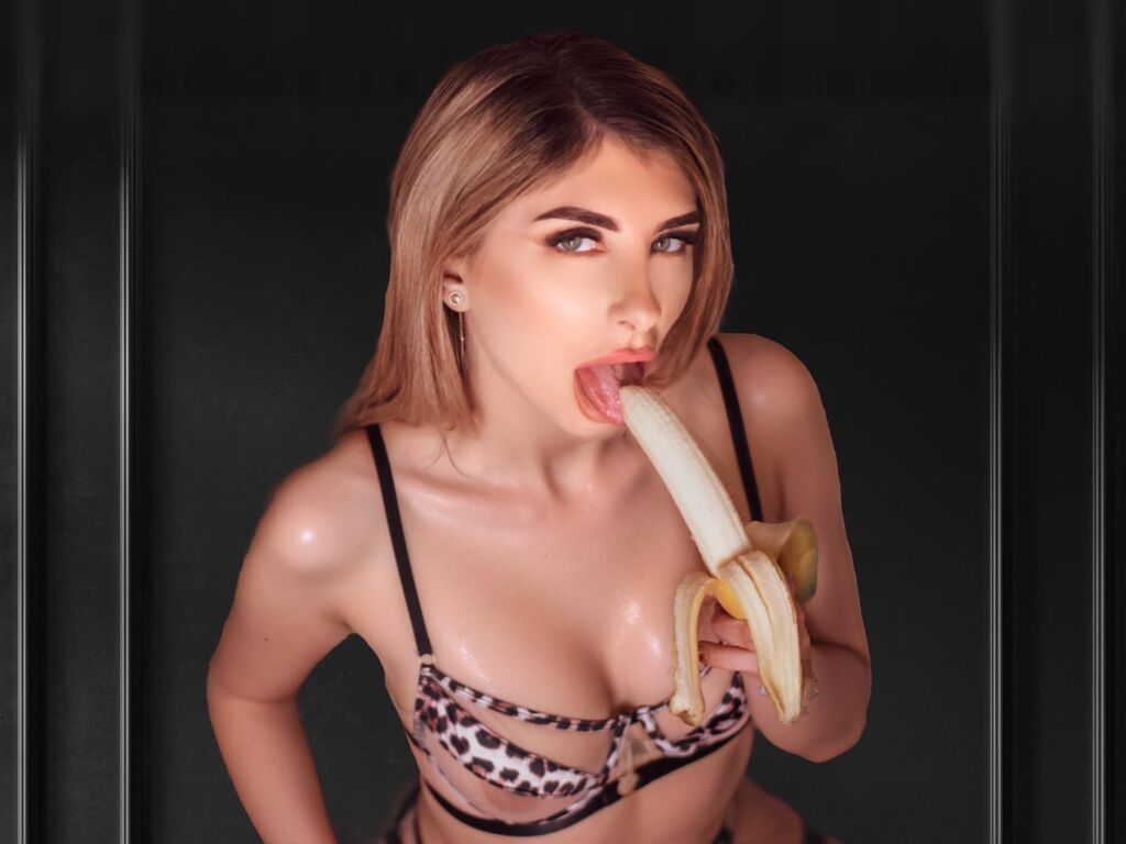 Mya Nude