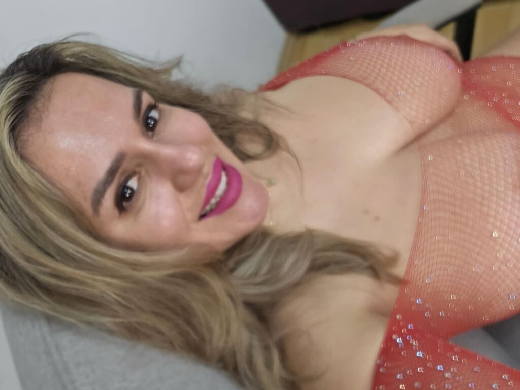 NatashaChiara Nude