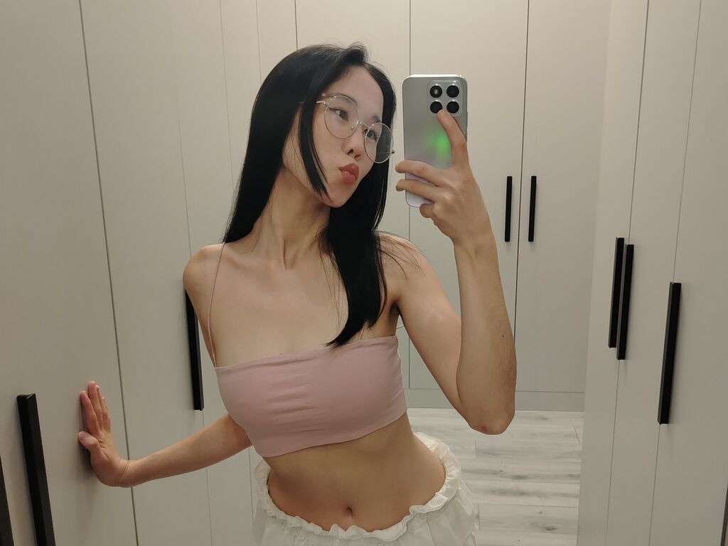 ReinaChann Nude
