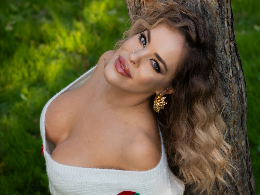 Live Sex Cam RosemaryEvan - 29 Year Old Porn