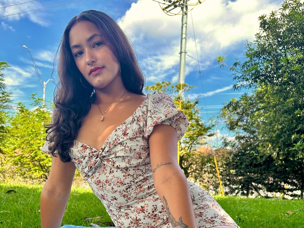 Unlimited Sex Cam SaraZuleta - Hardcore Porn