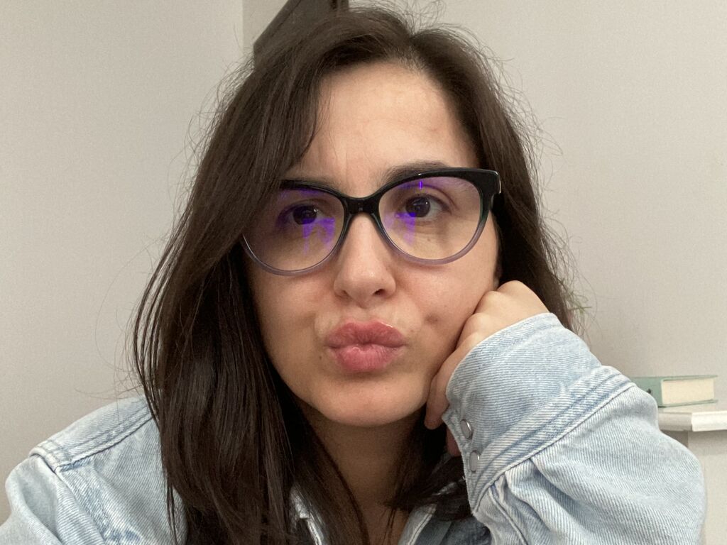 SophieLou Nude