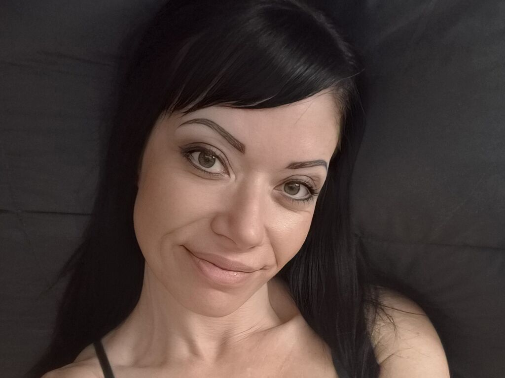 Live Sex Cam Sultrysuccubus - 40 Year Old Porn