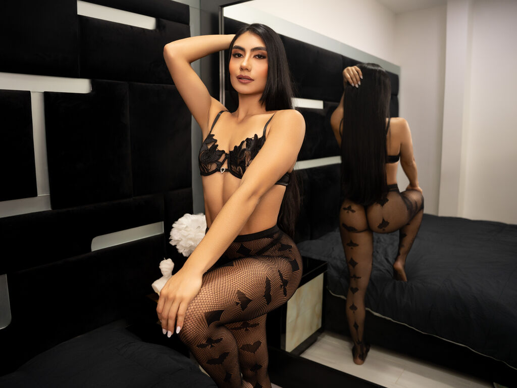TamaraGale Nude