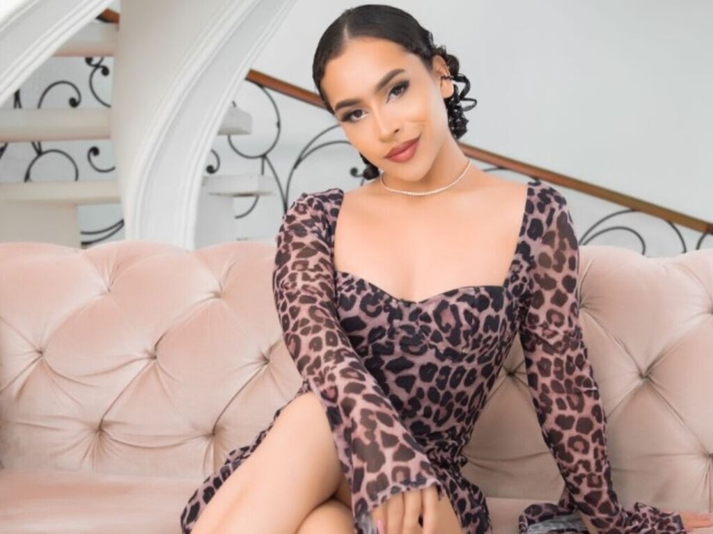 Unlimited Sex Cam TamaraHiltonn - Hardcore Porn