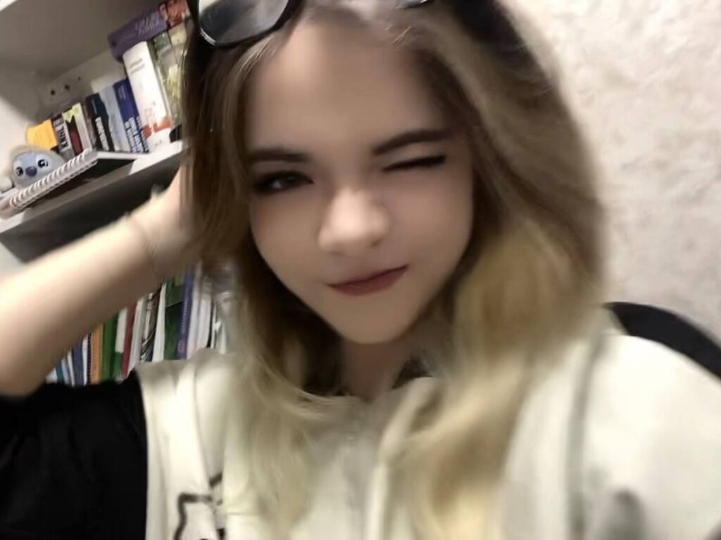 TeshaBlais Nude