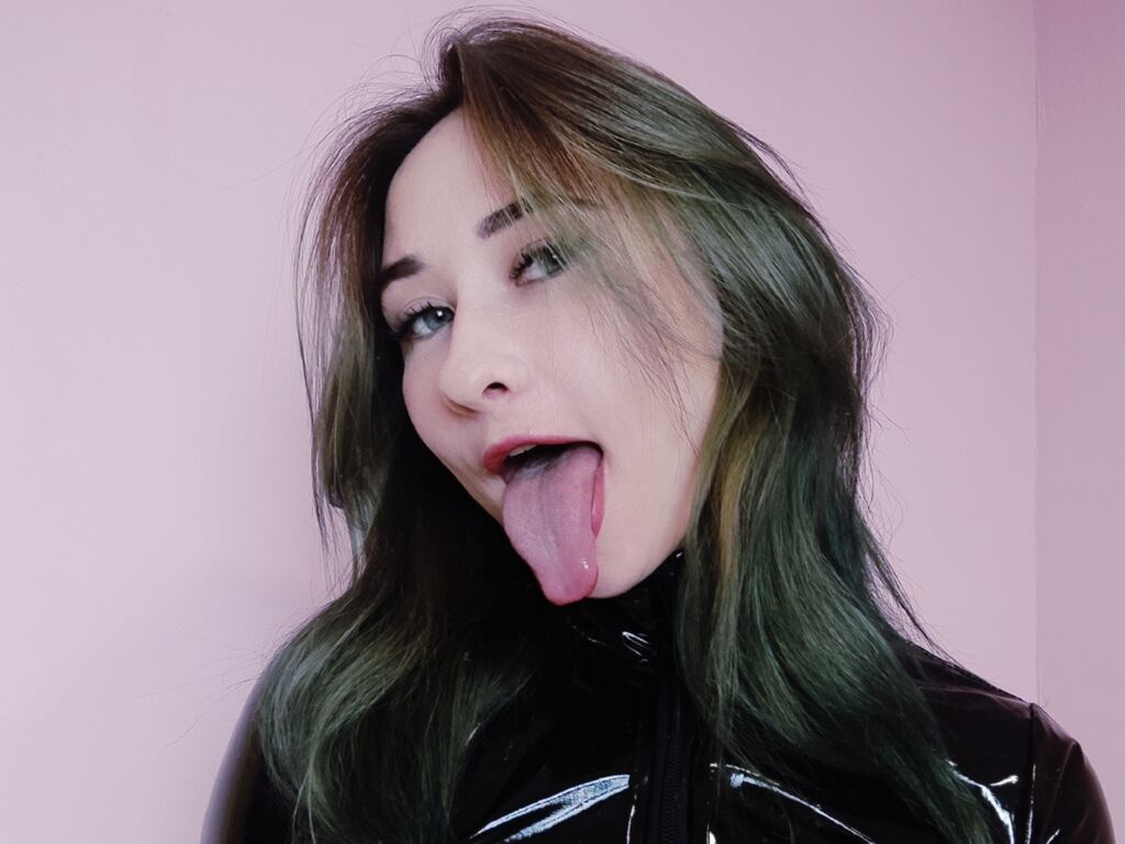 VikaCherry Nude