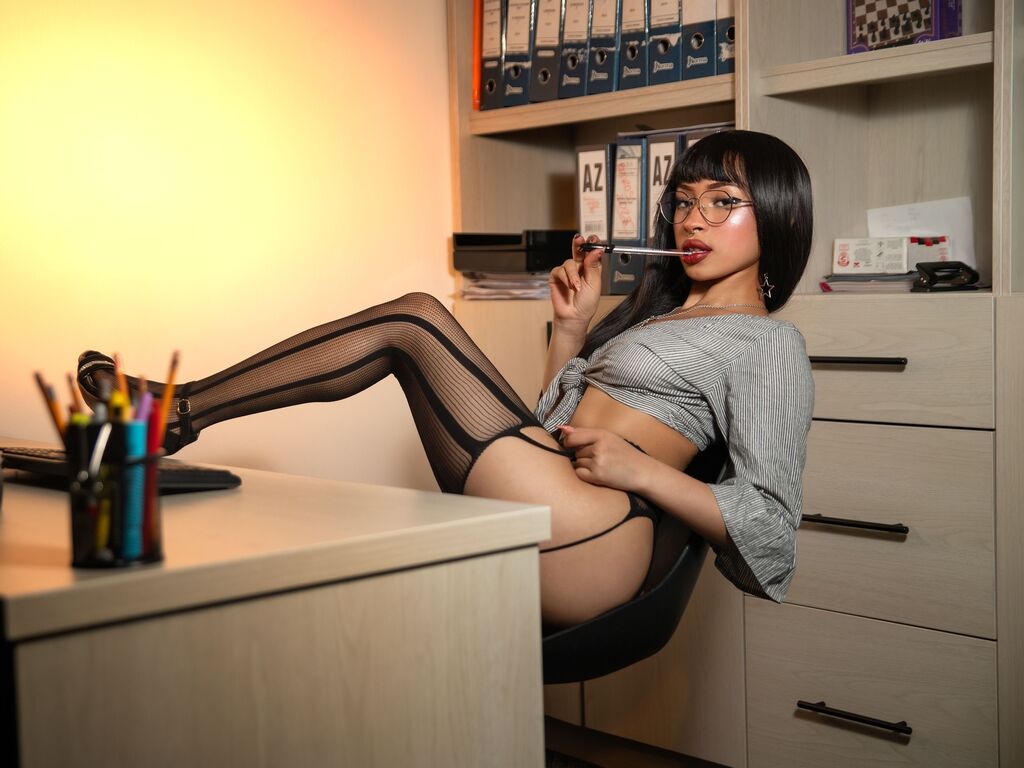 VioletReeds Nude