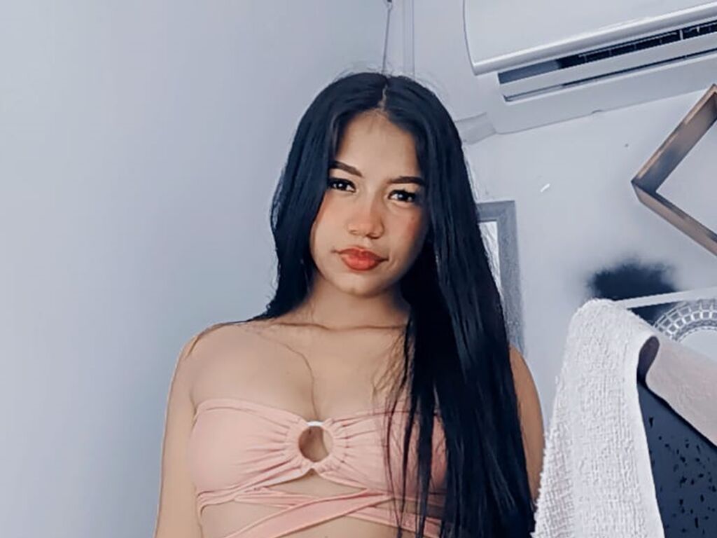 YuleymyRose Nude